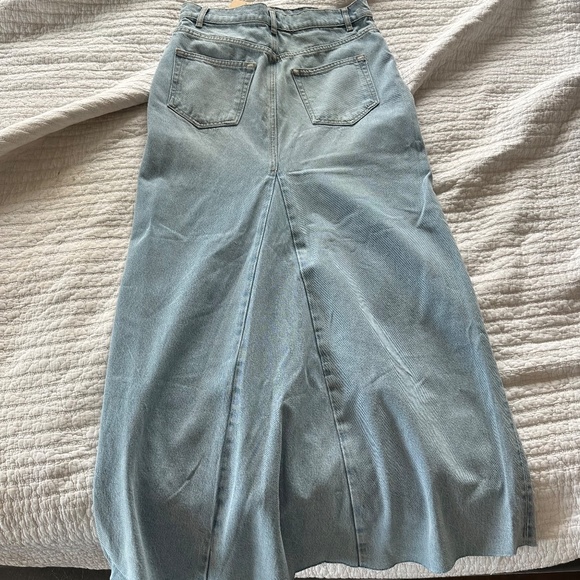 Reformation Tazz Maxi Skirt; Tahoe 27 - Picture 6 of 6